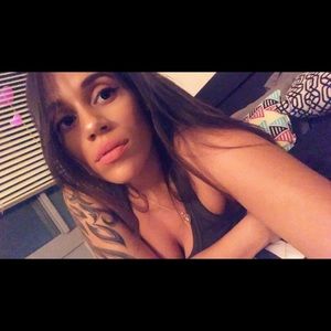 Meet your Posher, Mariel